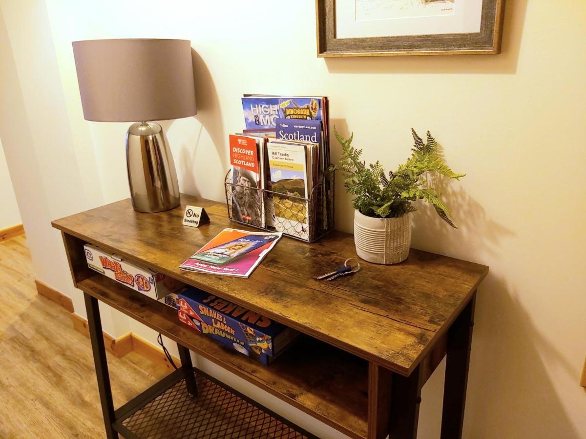 Inverness City Centre Apartment With Elevator And Google Chromecast Esterno foto