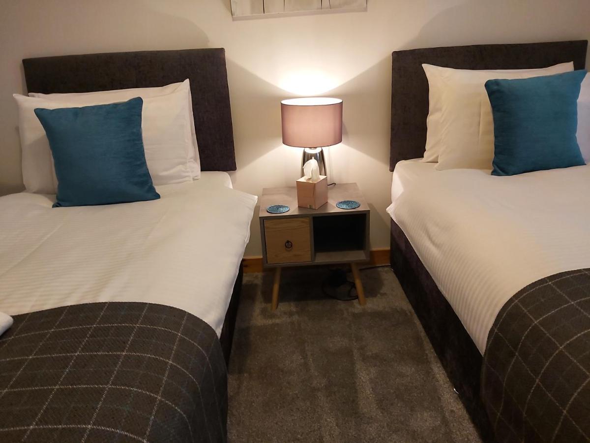 Inverness City Centre Apartment With Elevator And Google Chromecast Esterno foto