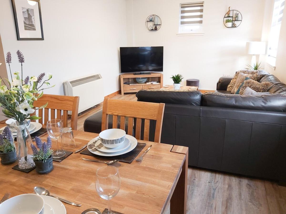Inverness City Centre Apartment With Elevator And Google Chromecast Esterno foto